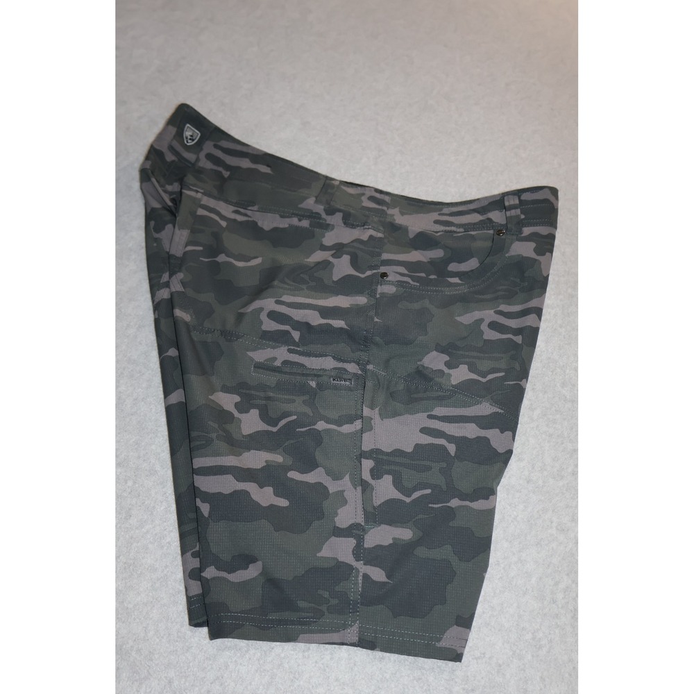 KUHL Silencr Kargo Mens 38 Green Camo Ripstop Cargo Shorts 10" Inseam
